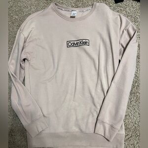 Host Pick! Calvin Klein Crew